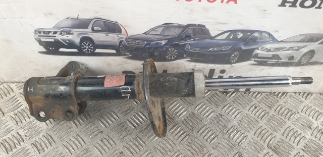 Стійка передня права 4851009420 TOYOTA