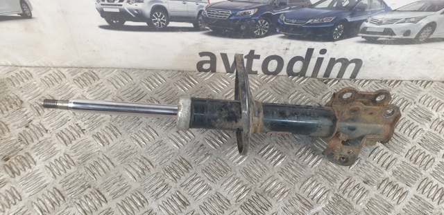 Ліва передня стійка 4852009360 TOYOTA