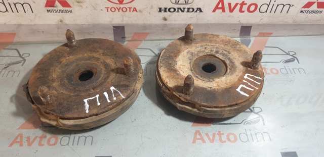 Подушка амортизатора переднього 4860935030 TOYOTA
