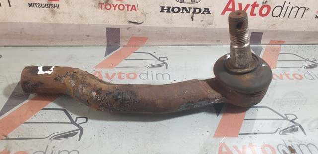 Рульовий наконечник Nissan Pathfinder