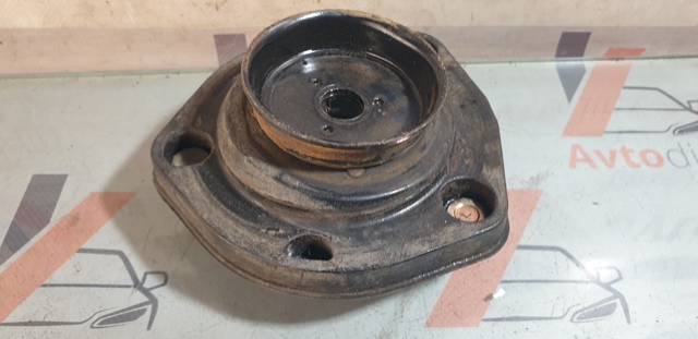 Опора амортизатора 4875005030 TOYOTA