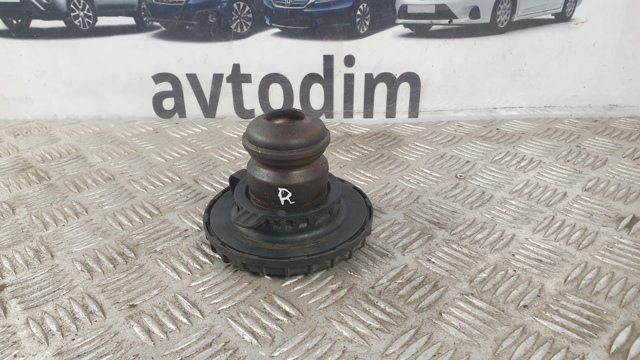 Підшипник опори амортизатора 51726SMGE02 HONDA