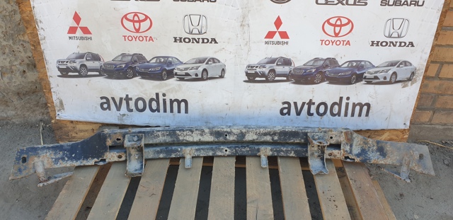 Швелер переднього бампера 5202160020 TOYOTA
