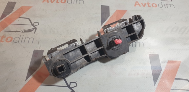 Кронштейн бампера заднього, правий 5256242020 TOYOTA