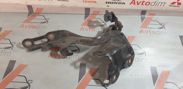Завіс капота, правий 5341053020 TOYOTA