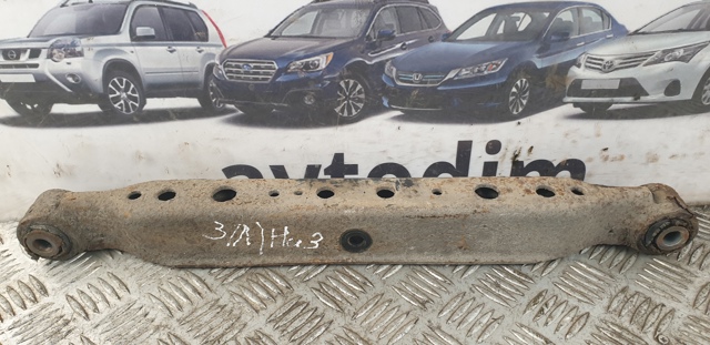 Балансир задній нижній, лівий 55111JG00A NISSAN