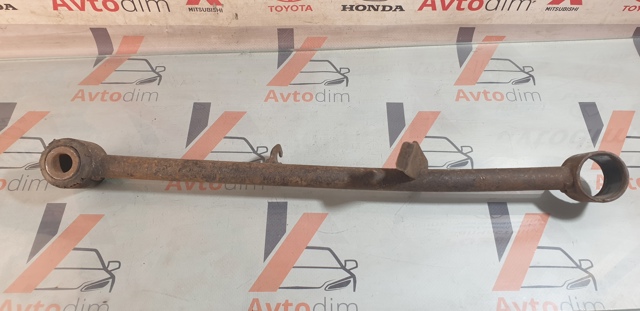 Балансир задній нижній, лівий 551208H505 NISSAN