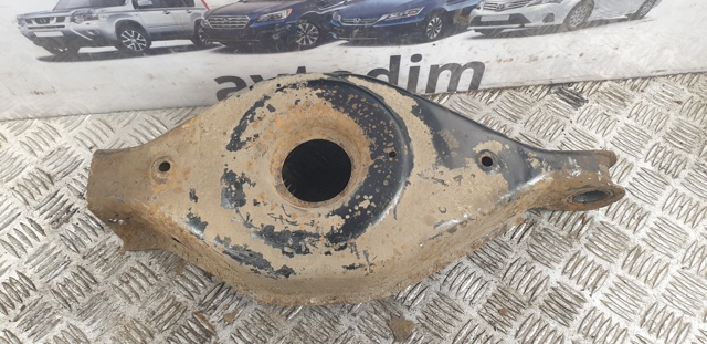 Важелі задньої підвіски 551B0EB300 NISSAN