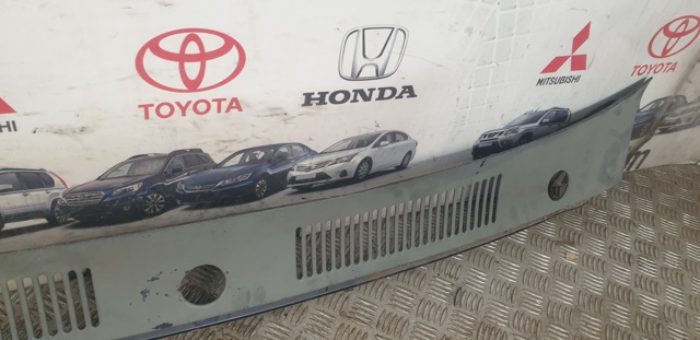 Водостік лобового скла, жабо 5578160090 TOYOTA