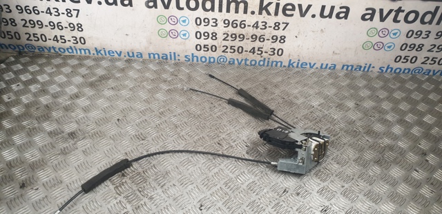 Замок передніх пасажирських дверей 61032AG100 SUBARU