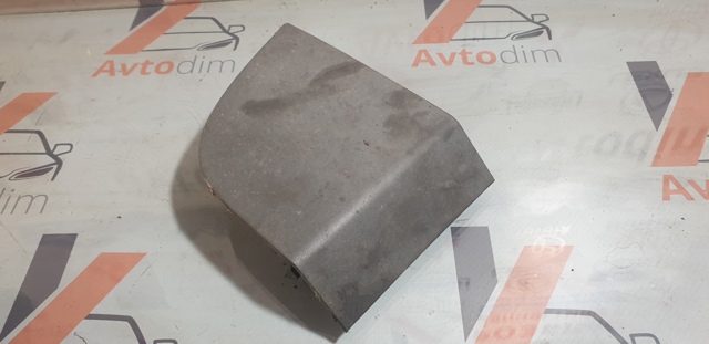 Накладка передніх дверей 62087EB300 NISSAN