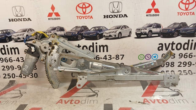Моторчик склопідйомника двері задніх, правих 62188AE000 SUBARU