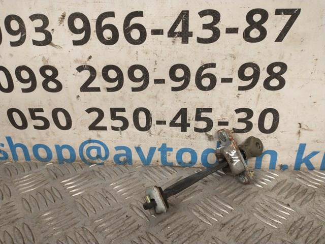 Обмежувач відкриття дверей, задній 63302FC000 SUBARU