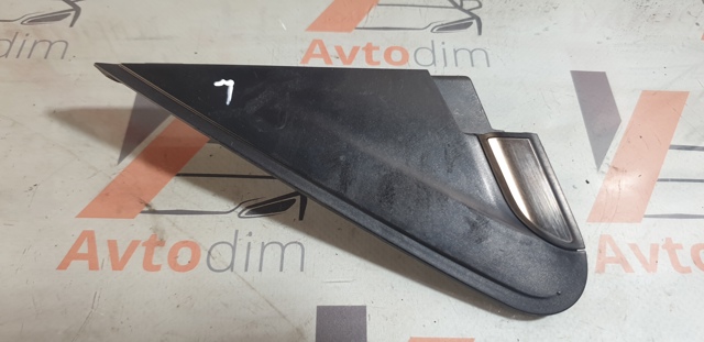 Молдинг переднього лівого крила 65250SG030 SUBARU