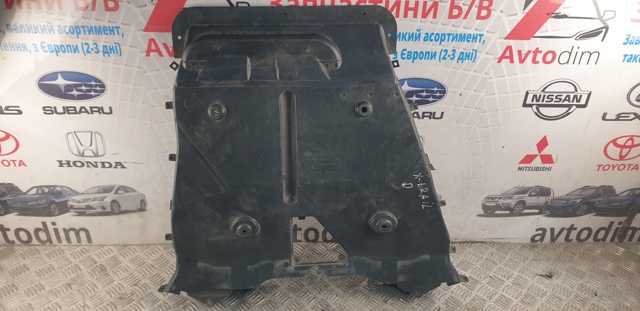 Карман повітрозабірника капота, правий 65850EQ000 NISSAN