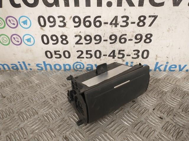 Ящик для документів, кишеня боковини 66120AG020 SUBARU