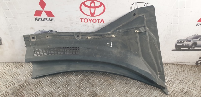 Водостік лобового скла, жабо 668628H900 NISSAN