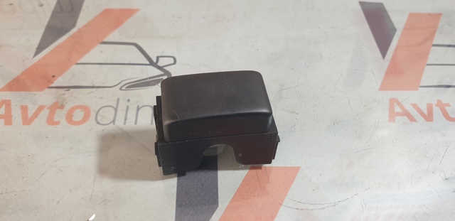 Заглушка кузова (підлоги) 68492AX000 NISSAN