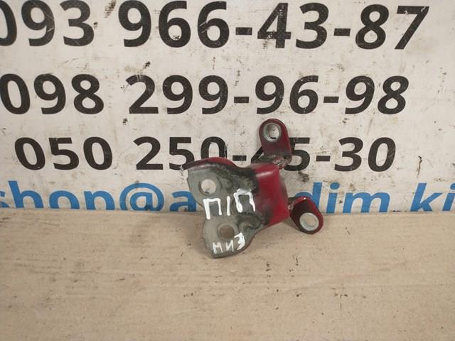 Петля передніх дверей, правою 687300D010 TOYOTA