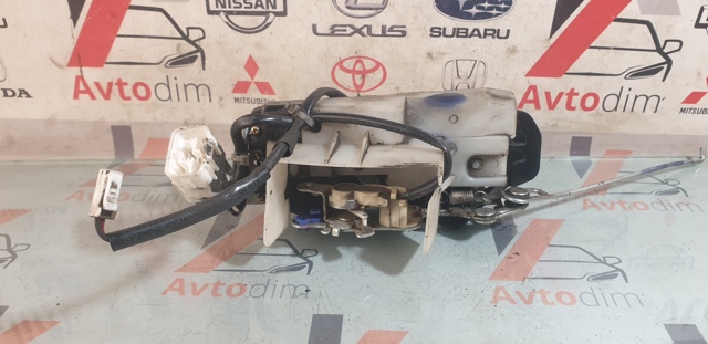 Замок кришки багажника 6911060130 TOYOTA