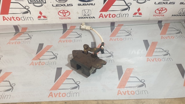 Замок дверей багажника 6935020100 TOYOTA