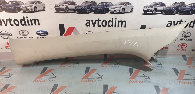 Обшивка стійки кузова внутрішня, передня ліва 7210A245YA MITSUBISHI