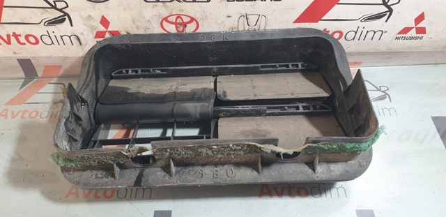Решітка вентиляційна задня 72651AG030 SUBARU