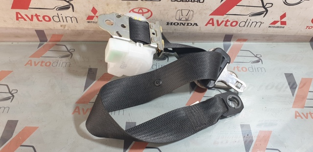 Пасок безпеки задній лівий 7337042191C0 TOYOTA