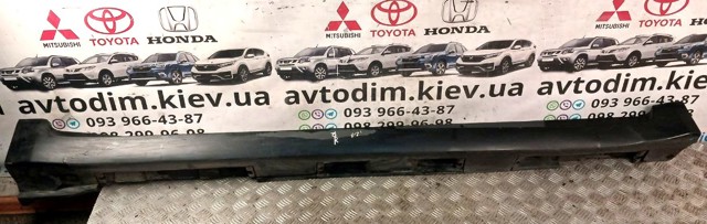 Накладка зовнішня (молдинг) порога, правий 7585005903 TOYOTA