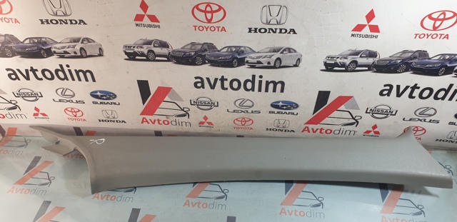 Обшивка стійки кузова внутрішня, передня права 769118H301 NISSAN