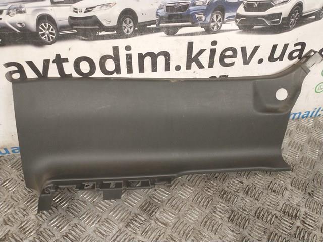 Обшивка стійки кузова внутрішня, задня ліва 76939EB30A NISSAN