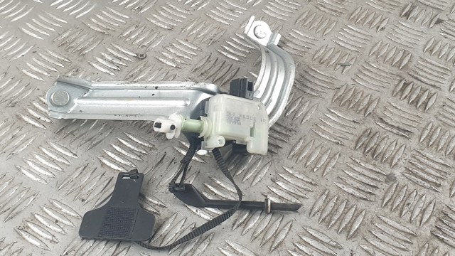 Лічинка замка паливного бака 7703005030 TOYOTA