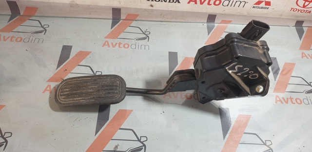 Педаль газу (акселератора) 7811053010 TOYOTA