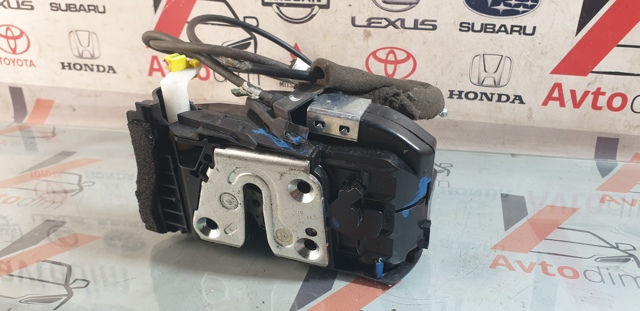 Замок двері правої передньої 805001KK1A NISSAN