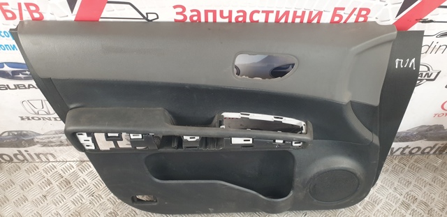 Дверна карта передня ліва 80901JH11A NISSAN
