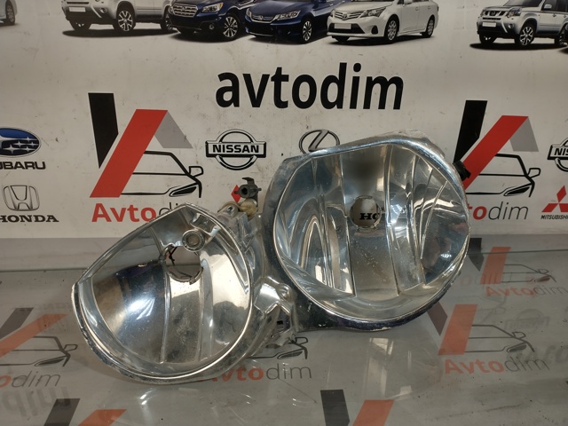 Фара ліва 8117005140 TOYOTA