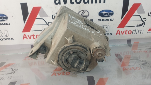 Протитуманка права 8121153280 TOYOTA