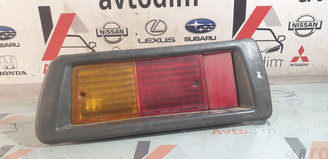 Ліхтар заднього бампера, правий 8155060520 TOYOTA