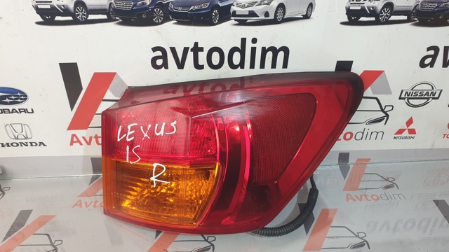 Ліхтар задній правий, зовнішній 8155153160 TOYOTA