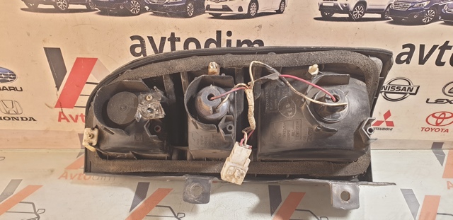 Задня ліва фара 8156060430 TOYOTA
