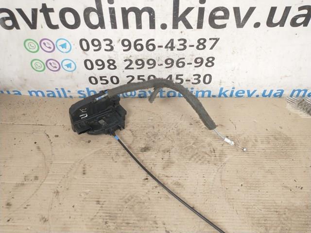 Замок задніх дверей, правих 82500EB324 NISSAN