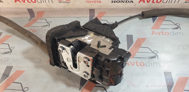 Замок задніх дверей, лівих 825011KK2A NISSAN