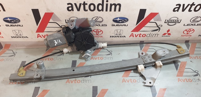 Склопідйомник задніх лівих дверей 82701EB300 NISSAN