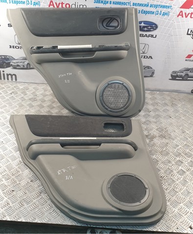 Обшивка лівих задніх дверей 82901EQ300 NISSAN