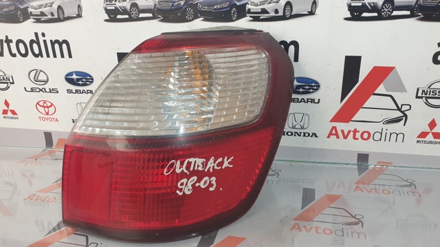 Ліхтар задній правий 84201AE240 SUBARU