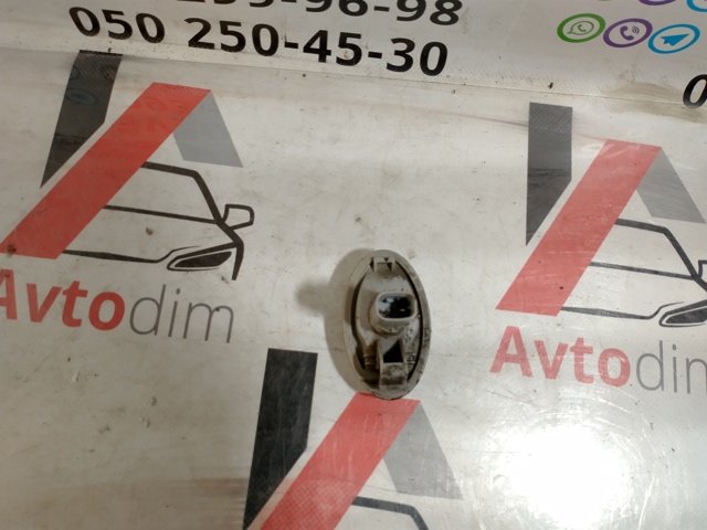 Повторювач повороту в крило 84401SA000 SUBARU
