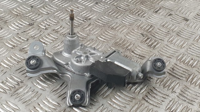 Двигун склоочисника заднього скла 8513005060 TOYOTA