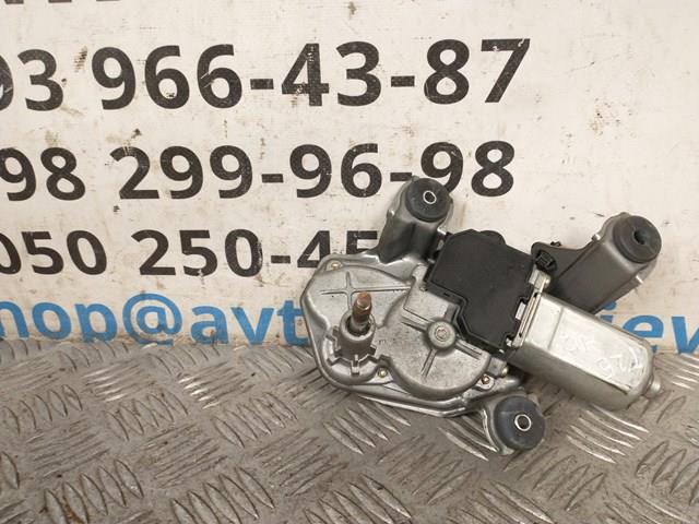 Склоочисник дверей задка 8513005090 TOYOTA