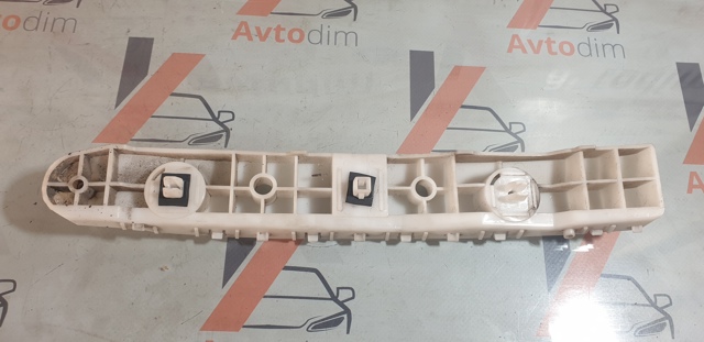 Лівий кронштейн заднього бампера 85229BA61A NISSAN