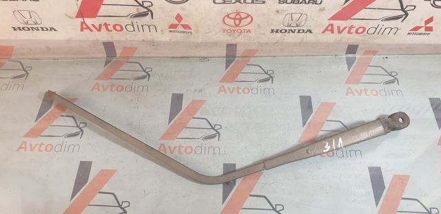 Важіль-поводок двірника заднього скла 8524160060 TOYOTA